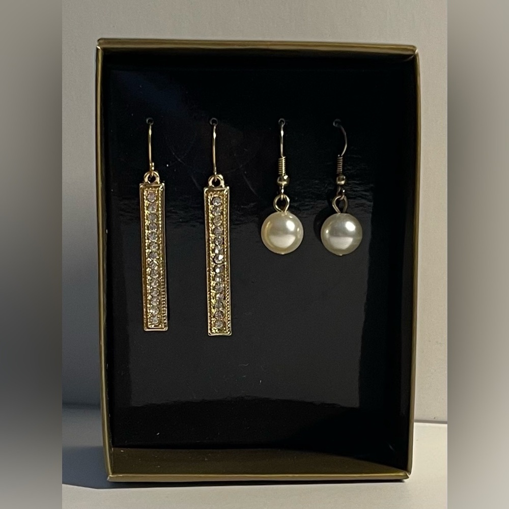 NEW Gold Plated ZC Bar and Pearl Dangle Earrings Set